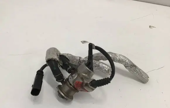 Audi Q7 4M AdBlue injector 4G0131113E
