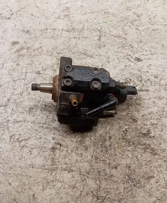 Renault Scenic I Fuel injection high pressure pump 7700111010 0445010018