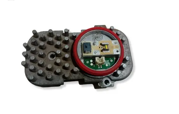 BMW X3 F25 LED ballast control module 1305715084