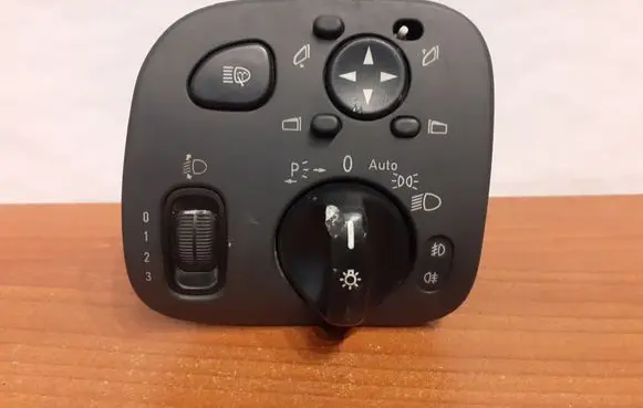 Mercedes-Benz C W203 Light switch 04058540 A2035451104