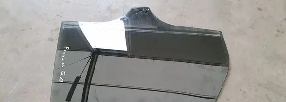 Ford Focus Rear door window glass 43R001090