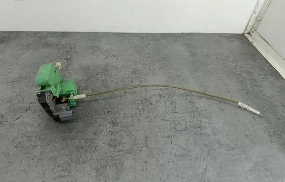 Fiat Linea Front door lock 