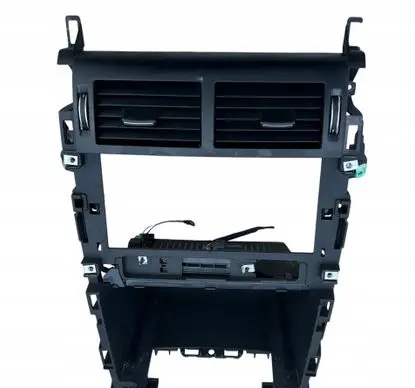 Land Rover Discovery Sport Dash center air vent grill BJ32-3F900-AB