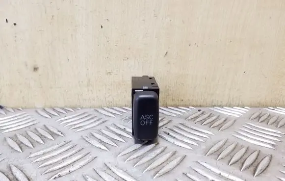 Traction control (ASR) switch