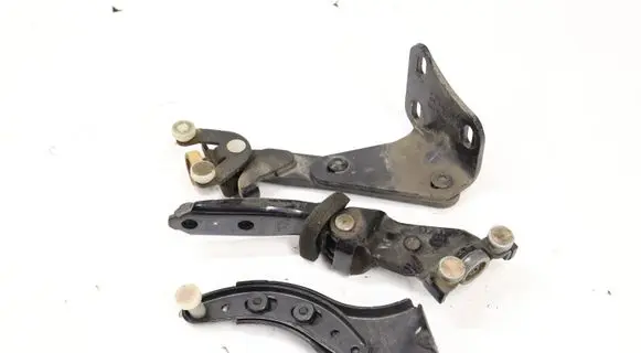 Volkswagen Caddy Front door upper hinge 2K0843398A