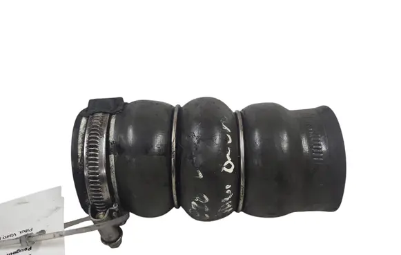 Peugeot 308 Intercooler hose/pipe 9685598580
