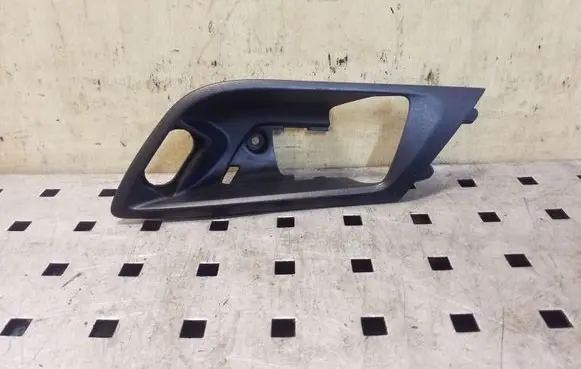 Other rear door trim element