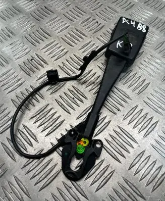 Audi A4 S4 B8 8K Front seatbelt buckle 8K0857755D