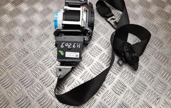 Mercedes-Benz GLE W167 Front seatbelt A1678603502
