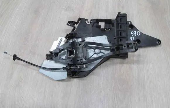 Volvo S80 Rear door lock 30661074 34431