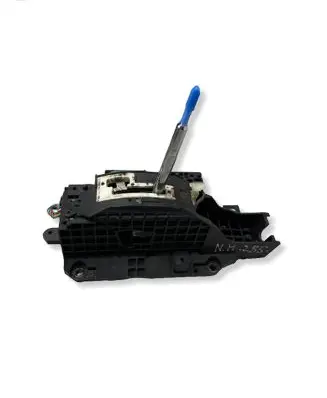 Nissan Murano Z51 Gear shifter/selector 10610D2 10610