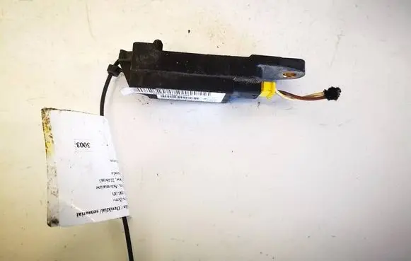 Mercedes-Benz C W203 Airbag deployment crash/impact sensor 0018204426