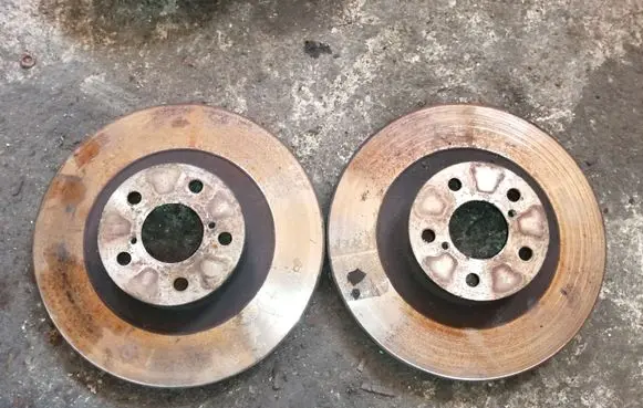 Subaru Outback Front brake disc