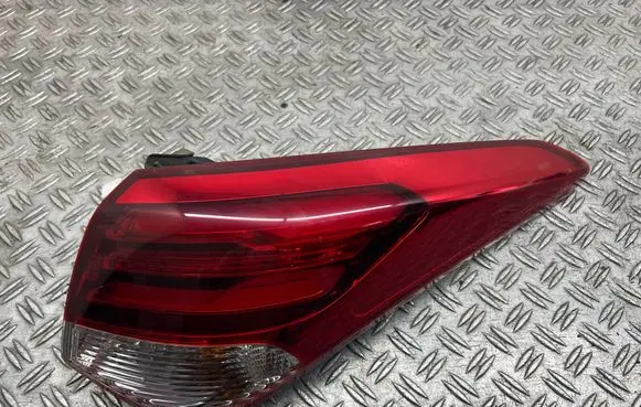 Rear/tail lights