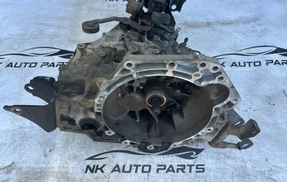 Toyota Auris E180 Manual 6 speed gearbox 311150D121
