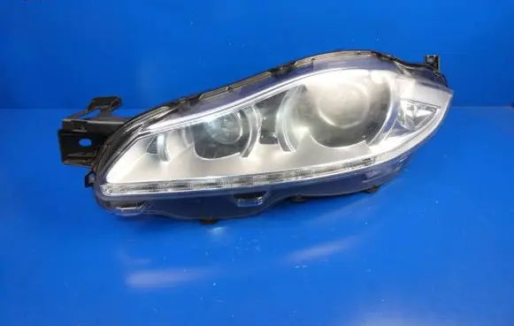 Jaguar XJ X351 Headlight/headlamp AW9313W030CD 89903160