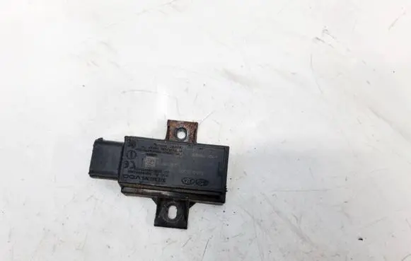 KIA Optima Airbag deployment crash/impact sensor 5WY8049 95810-2L500