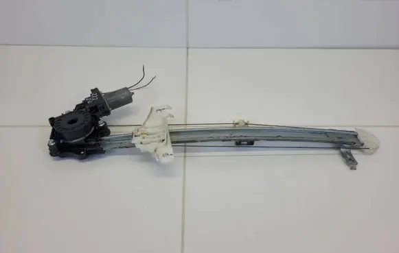 Suzuki Ignis Rear door window regulator with motor 8346065P00
