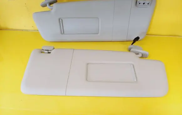 Volkswagen Touran I Sun visor