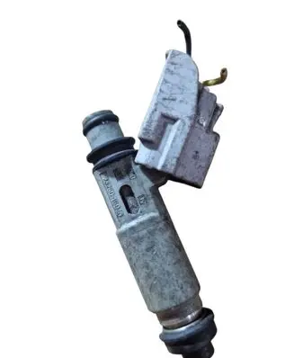Toyota RAV 4 (XA20) Fuel injector 2325015040