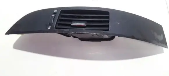 Toyota Corolla Verso AR10 Dash center air vent grill 6556434010 655643-4010