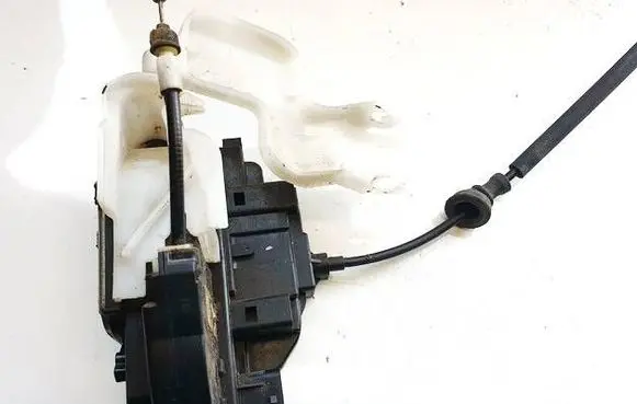 KIA Ceed Front door lock 4008h