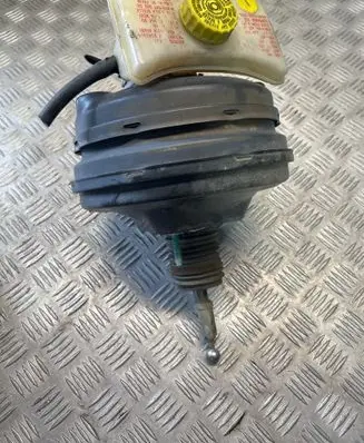 Audi A4 S4 B7 8E 8H Brake booster 8E0612105P