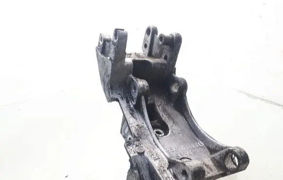 Generator/alternator bracket