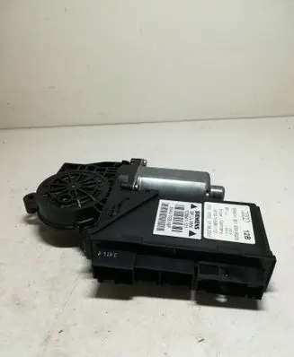 Audi A4 S4 B6 8E 8H Front door window regulator motor 8E1959802B 105841101 9700105991101