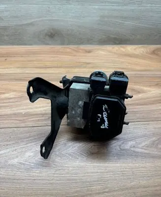 Toyota Camry ABS Pump 4451033070 1330004030