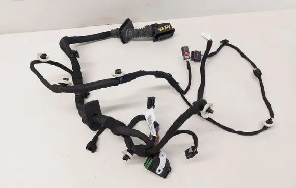 Opel Astra L Front door wiring loom 9847085880