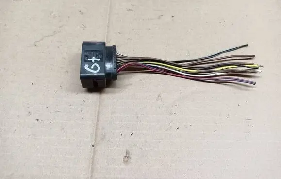 Volkswagen Golf Plus Headlight part 