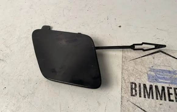 BMW X5 G05 Front tow hook cap/cover 7421840
