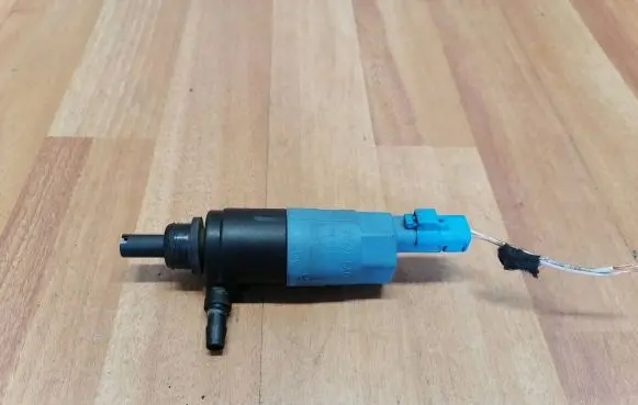 Renault Vel Satis Headlight washer pump 8200331654