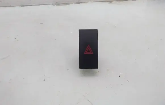 Ford Focus C-MAX Hazard light switch