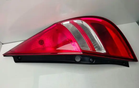 Hyundai i30 Rear/tail lights 924022R0