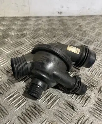 BMW 1 E81 E87 Thermostat/thermostat housing 10106811