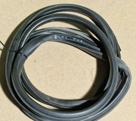 Subaru Outback Front door rubber seal 