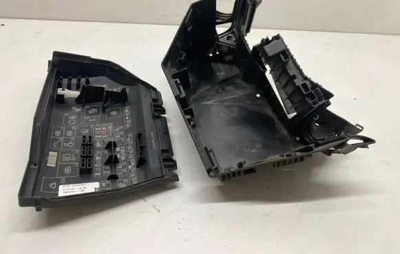 Land Rover Evoque I Fuse box set BJ3214A067AA