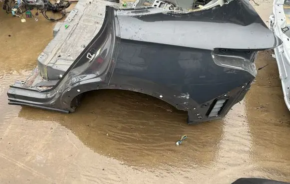 Volkswagen Tiguan Rear quarter panel 