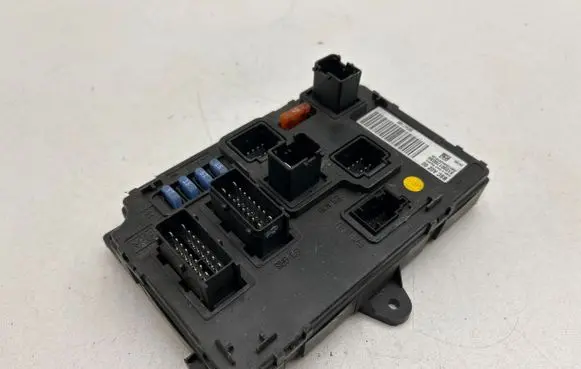 Peugeot 407 Fuse module 9655471980 S120017003H BSCA0200