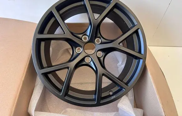 Audi RS3 8Y R19 alloy rim 8Y0601025CA