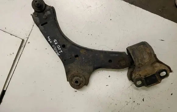Ford Mondeo MK IV Front lower control arm/wishbone