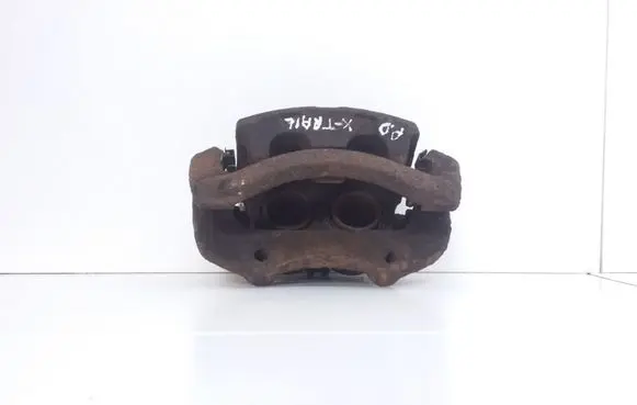 Nissan X-Trail T30 Front brake caliper
