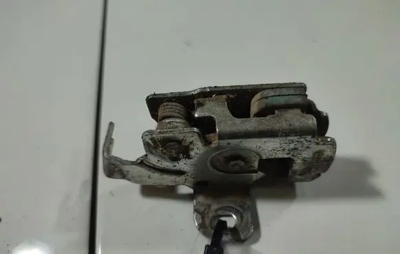 Peugeot Bipper Engine bonnet/hood lock/catch