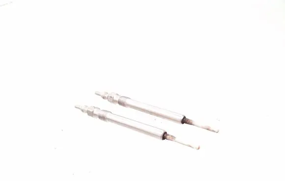 Skoda Octavia Mk3 (5E) Glow plug 0250403007 03L963319