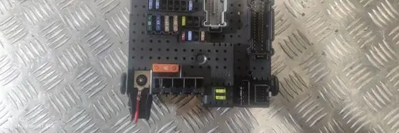 Volvo V70 Fuse module 30786646