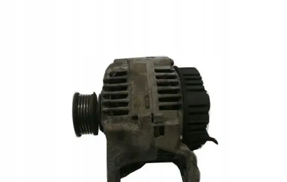 Audi A4 S4 B5 8D Generator/alternator