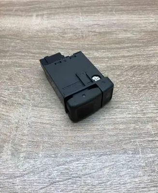 Volvo V70 Fog light switch 