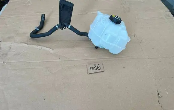 Volvo XC60 Coolant expansion tank/reservoir 31465682